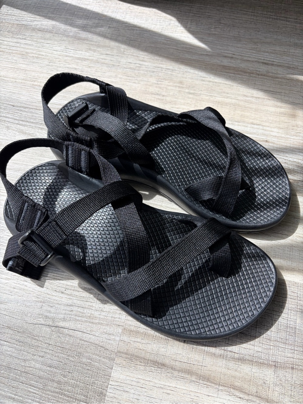 Women’s Chacos Z2 Classic Sandals